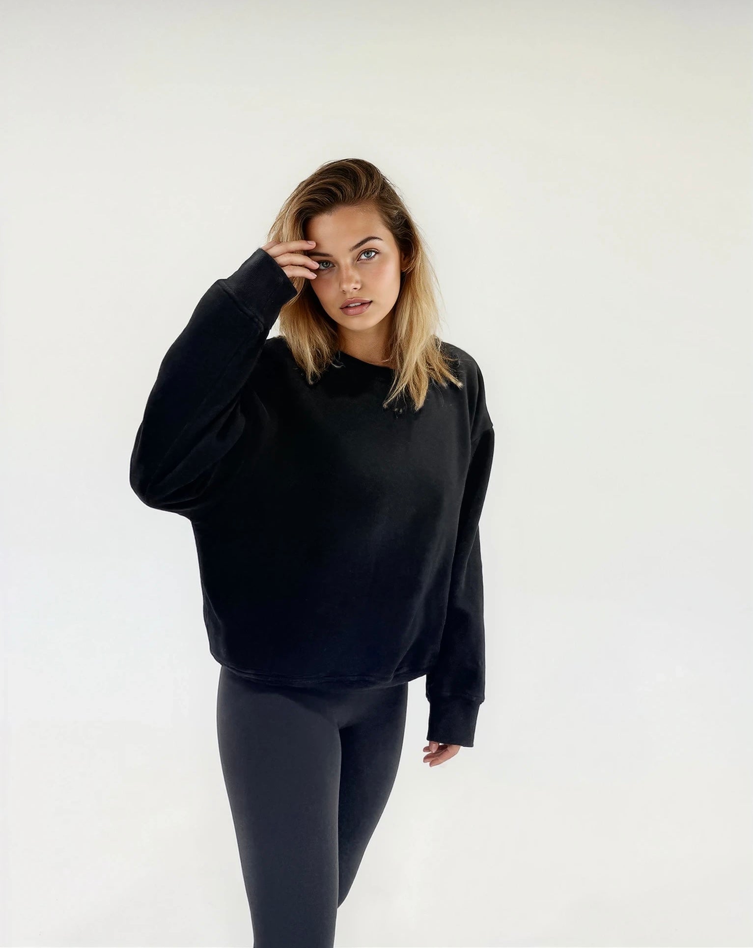 Boxy Oversized Sweatshirt